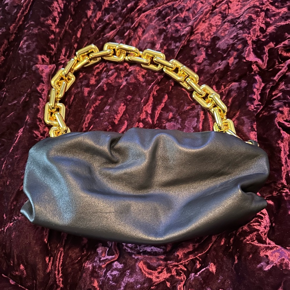 Bottega veneta chain pouch purse